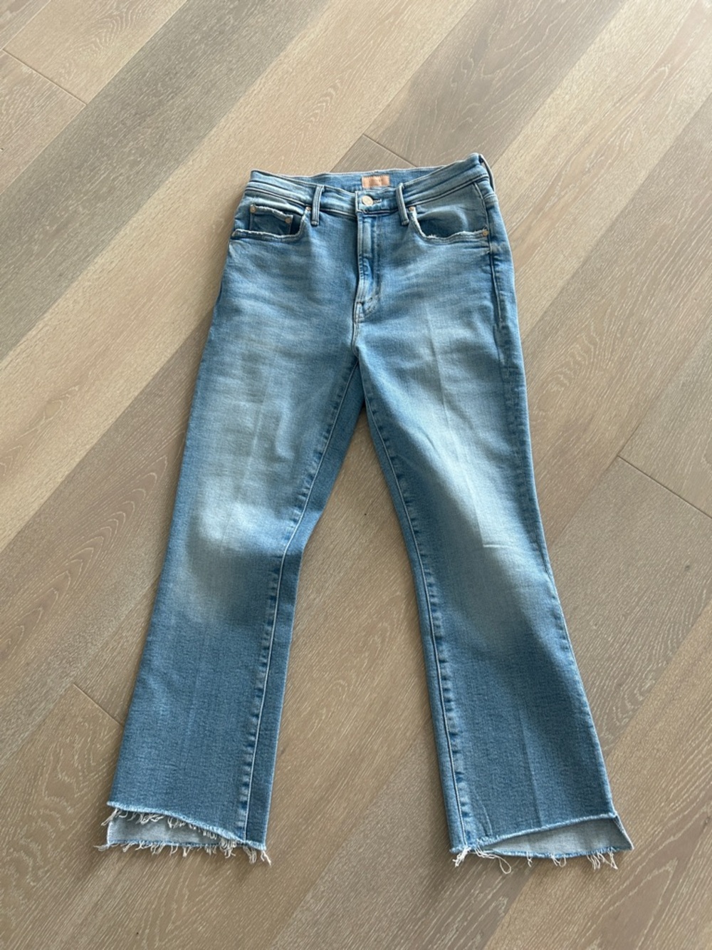 MOTHER The Insider Crop Step Fray Jeans